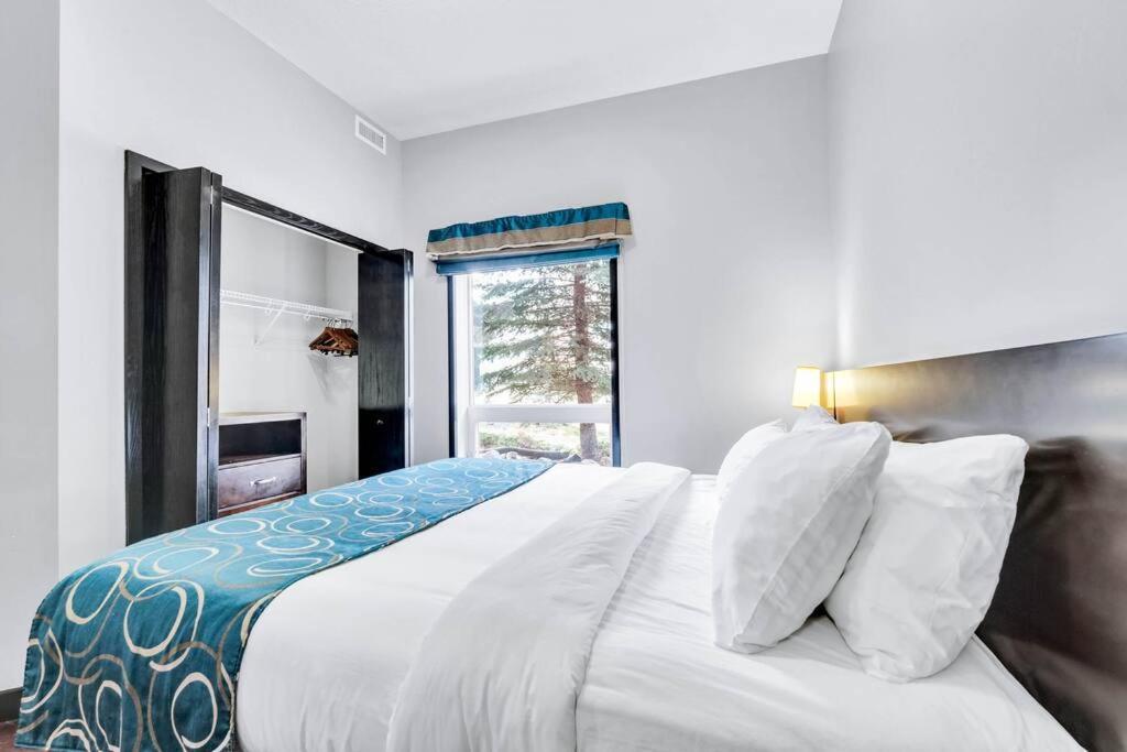Apartment Mountain Getaway In - Sleeps 6 - Pool & Hottub *